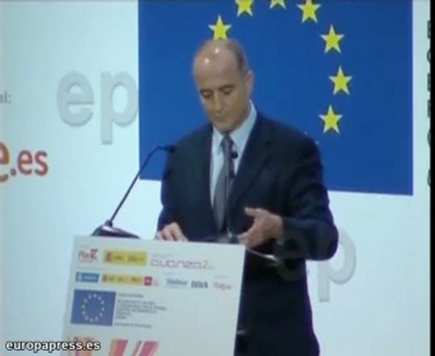 Un mega, servicio universal en 2011