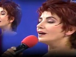 Güler Basu Şen -Ne dert kalır ne hüzün Bir sudur akar zaman.HD