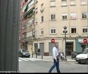 Agredió, presuntamente, a su pareja e hija