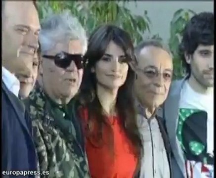 Almodóvar entregará premio de los Óscar