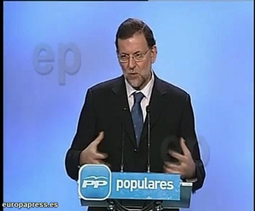 Rajoy pide respeto a la Constitución
