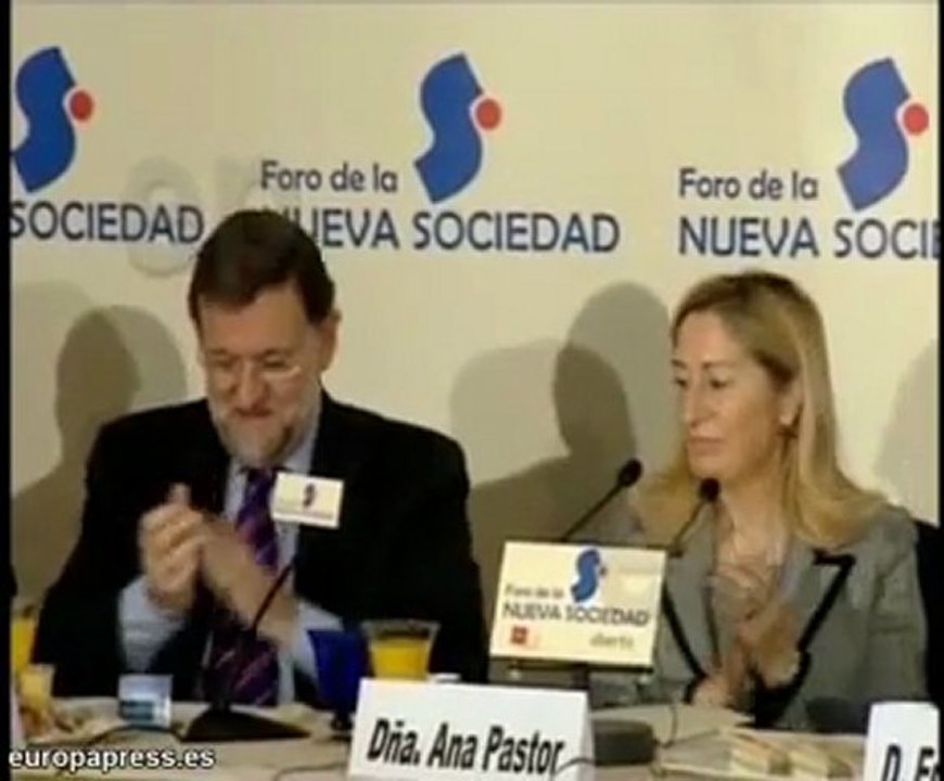 Rajoy pide reformas y no "más propaganda"