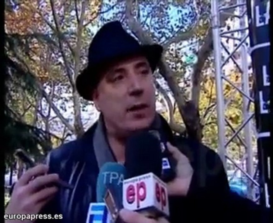 Cantantes piden medidas contra la piratería