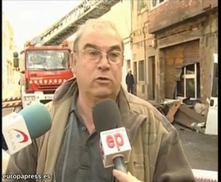 Aparatoso incendio en Sabadell (Barcelona)