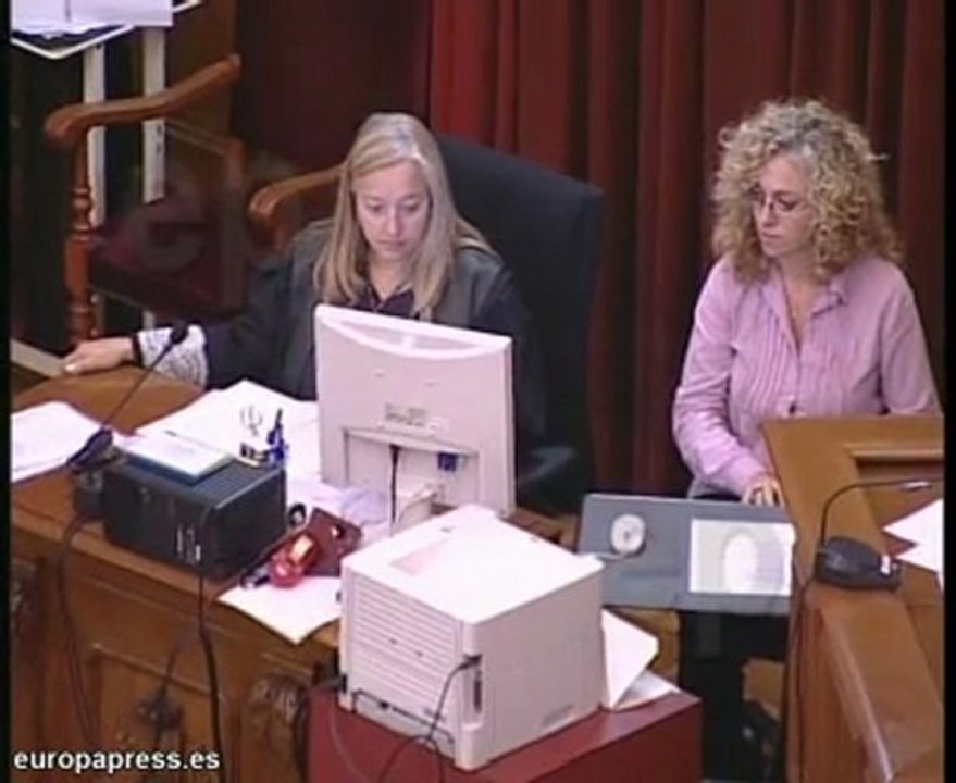Juicio por estrangular a su mujer con un cable