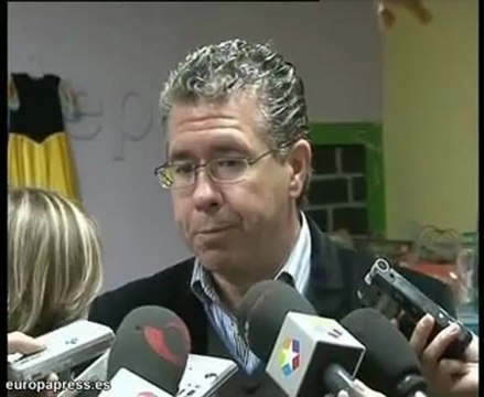 Granados critica la reforma de la Ley Antitabaco