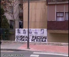 Aparece cartel con fotos de ETA