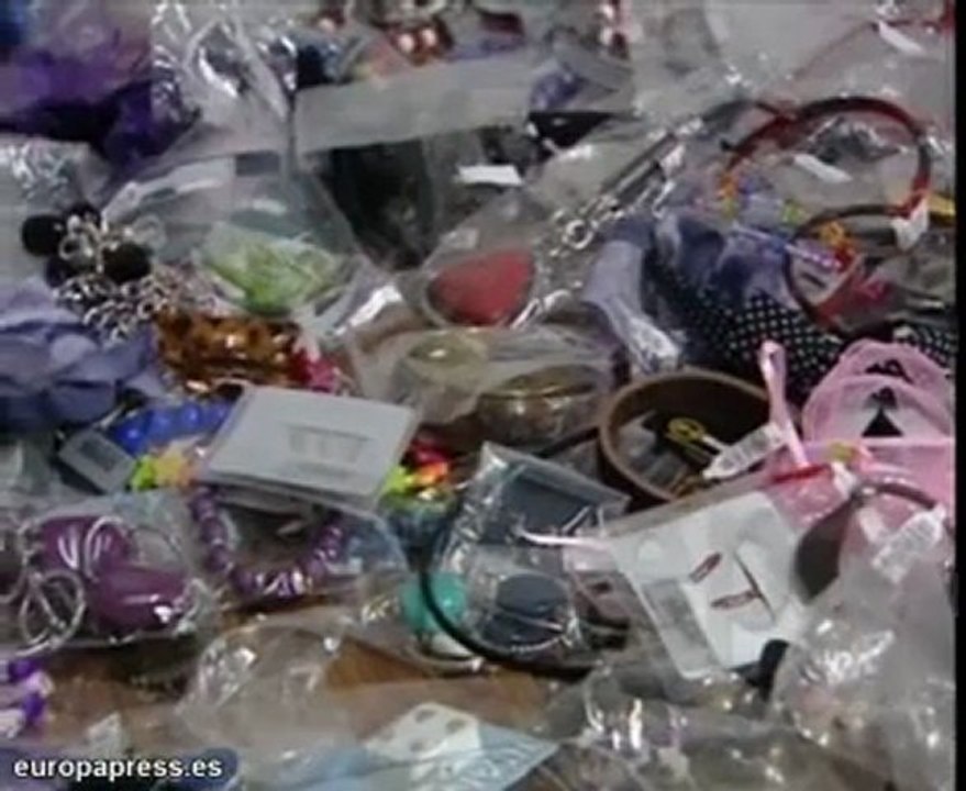 Mercadillo ilegal en el Doce de Octubre