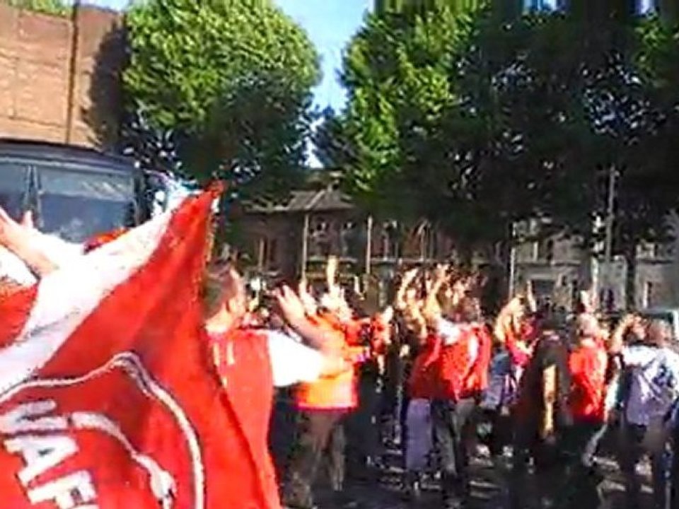 Arrivée des joueurs pour le dernier match dans Nungesser ( VAFC - NICE )