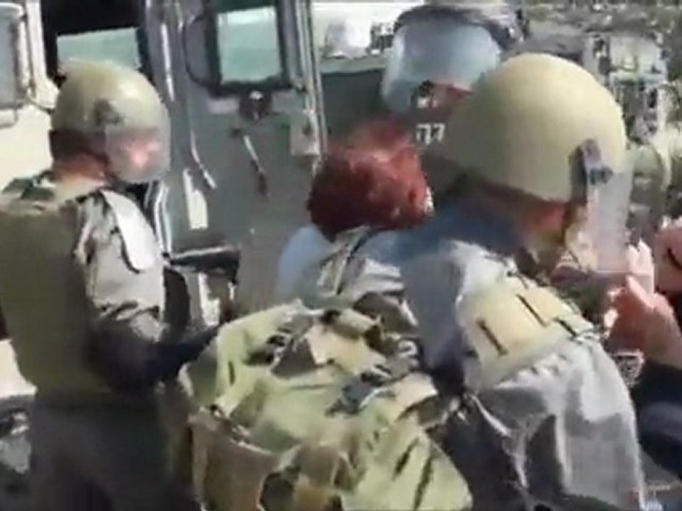 agression des barbares sionnistes...!!!.....