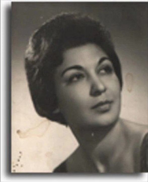 Ay Karanlık Bulamadım Yolumu - Muzaffer Akgün