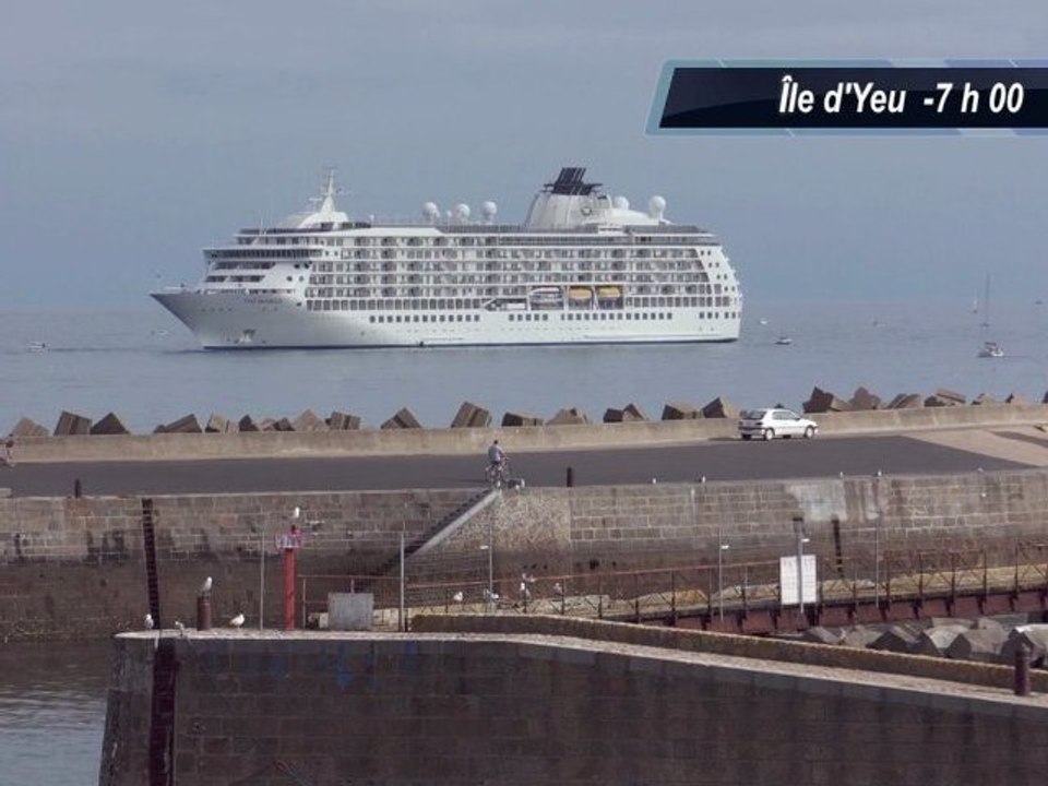 île d'YEU escale " du bateau américain :"The world"