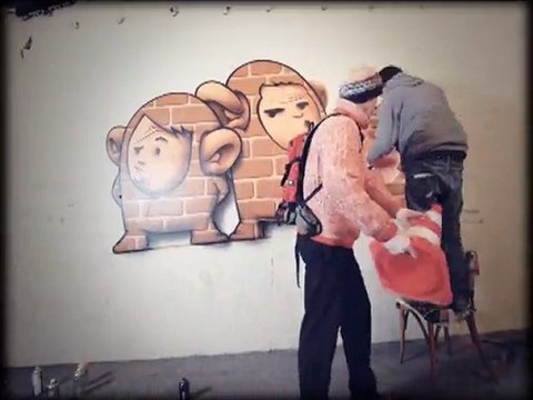 Les murs ont des oreilles