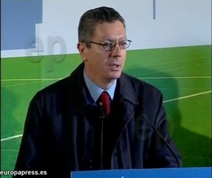 Gallardón presenta nuevos campos de fútbol