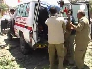 Attentat des talibans contre une base de l'Otan en...