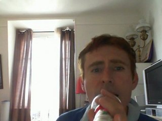 Wiwi égratigne "if i were your woman"