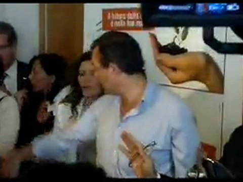 Napoli - Il nuovo sindaco Luigi De Magistris