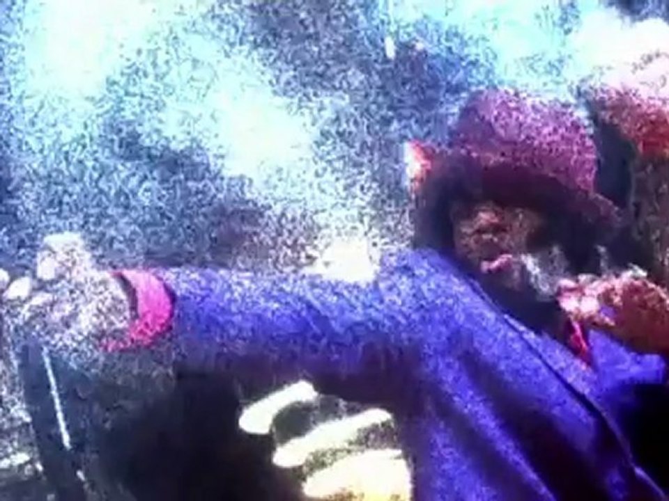 New Line Cinema Presents "Bones" starring Pam Grier, Michael Weiss & Snoop Dogg