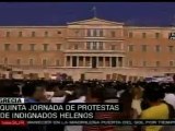 Indignados en Grecia buscan una democracia real