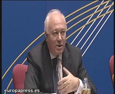Moratinos abre el debate sobre Cuba