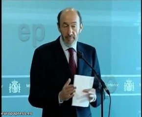 Rubalcaba recomienda "precaución"