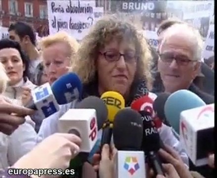 Cientos de personas contra la Ley del Menor