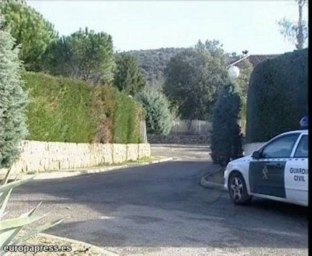 Un incendio calcina una vivienda en Madrid