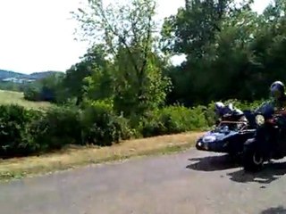 kiki et fred dans droite à Challes