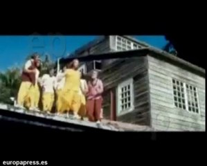 Los Hombres que miraban fijamente a las cabras