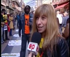 Denuncian las persecuciones a los 'Top-Mantas'