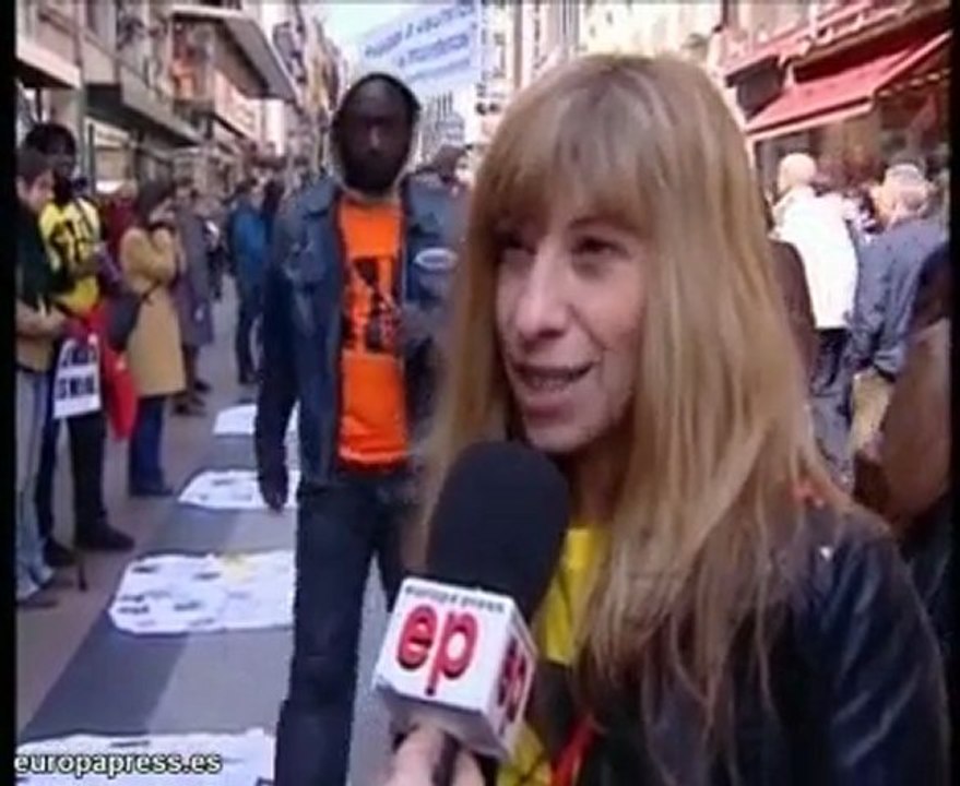 Denuncian las persecuciones a los 'Top-Mantas'
