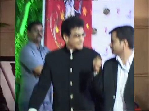 Tusshar & Ekta Kapoor Should Get Married Soon: Jeetendra – Hot News