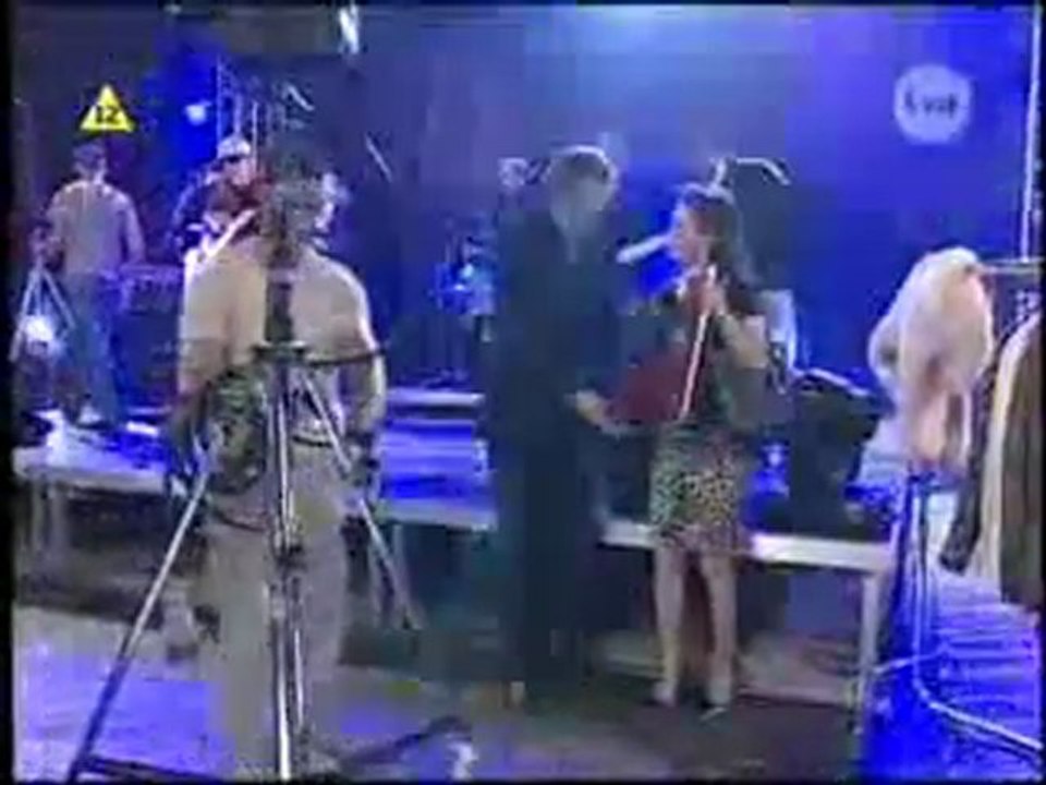 Zespół Kombii w serialu Niania_xvid