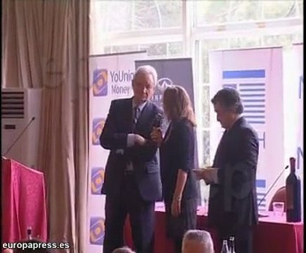 Homenaje sorpresa a Luis del Olmo