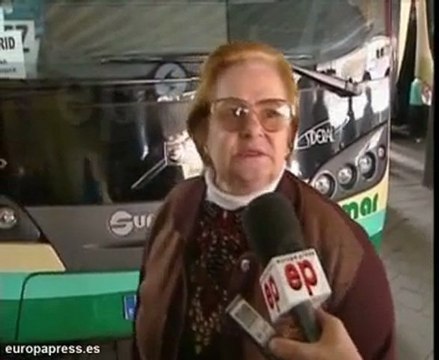 Miles de madrileños abandonana la capital