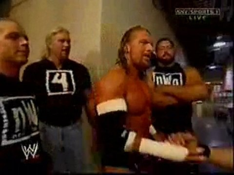 WWE-Triple H meets the nWo