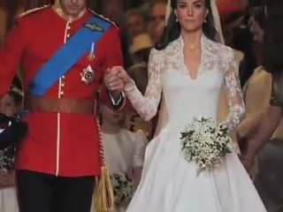 Pós-Cerimônia: Relevância nas Recepções Reais 🤵