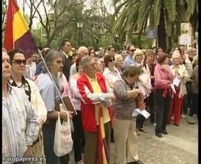 Concentración de apoyo a Garzón en Sevilla