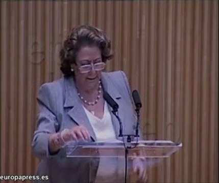 Zapatero desprecia y ningunea a los ayuntamientos