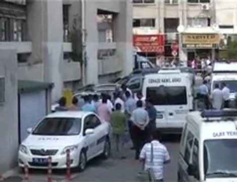 Emniyetin 6. katından düşen polis öldü