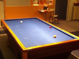 Coulé bande avant puis doublé de grande bande