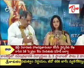 Sridevi comes back to movies with English Vinglish