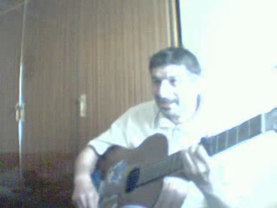 una niña que yva corriendo