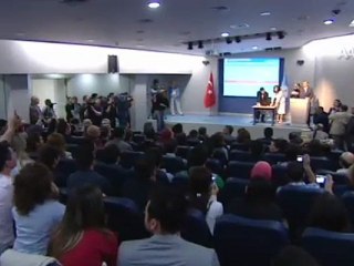 30 BİN ÖĞRETMEN ATANDI