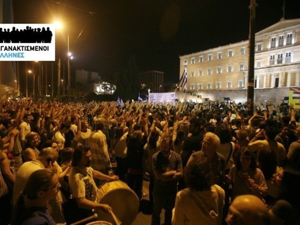 8η ημερα: Συνθήματα "Αγανακτισμένων" στο Σύνταγμα