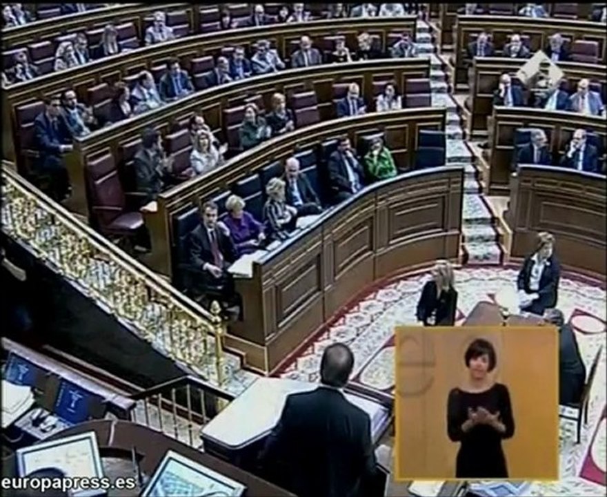 Alonso propone rebajar sueldos de diputados