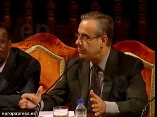 Corbacho descarta negociar las medidas