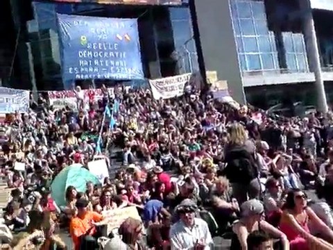 Les indignés le 29 Mai à Paris 17h02 (2011) pour une Prise de la Bastille par Démocratie réelle maintenant !