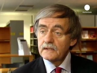 WHO says mobile phones may cause brain cancer