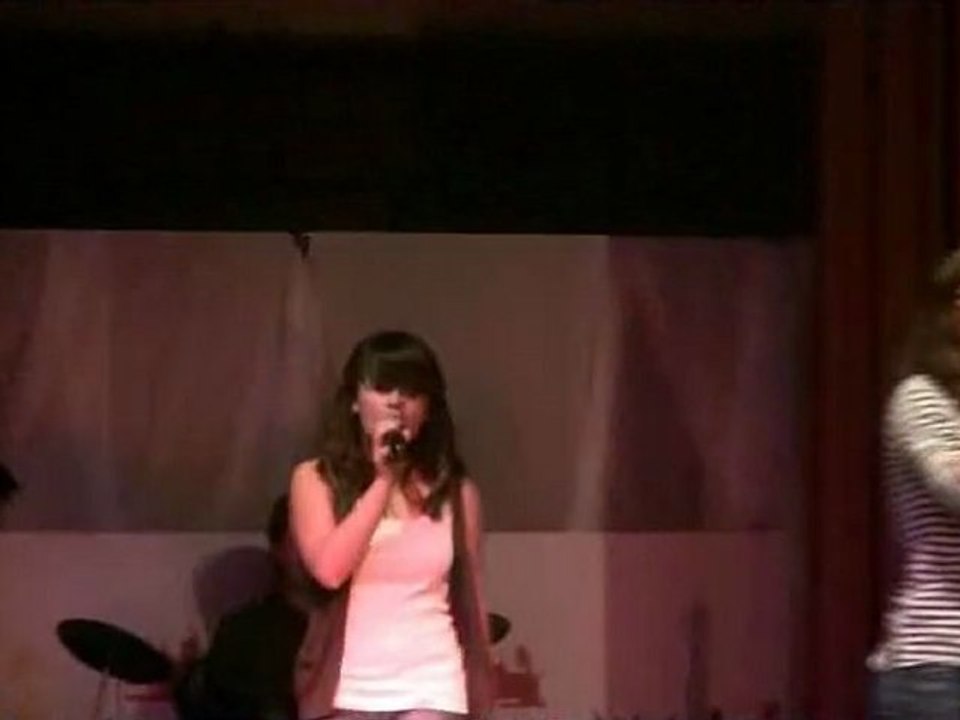 20110521 - Béatrice - Hello Brooklyn